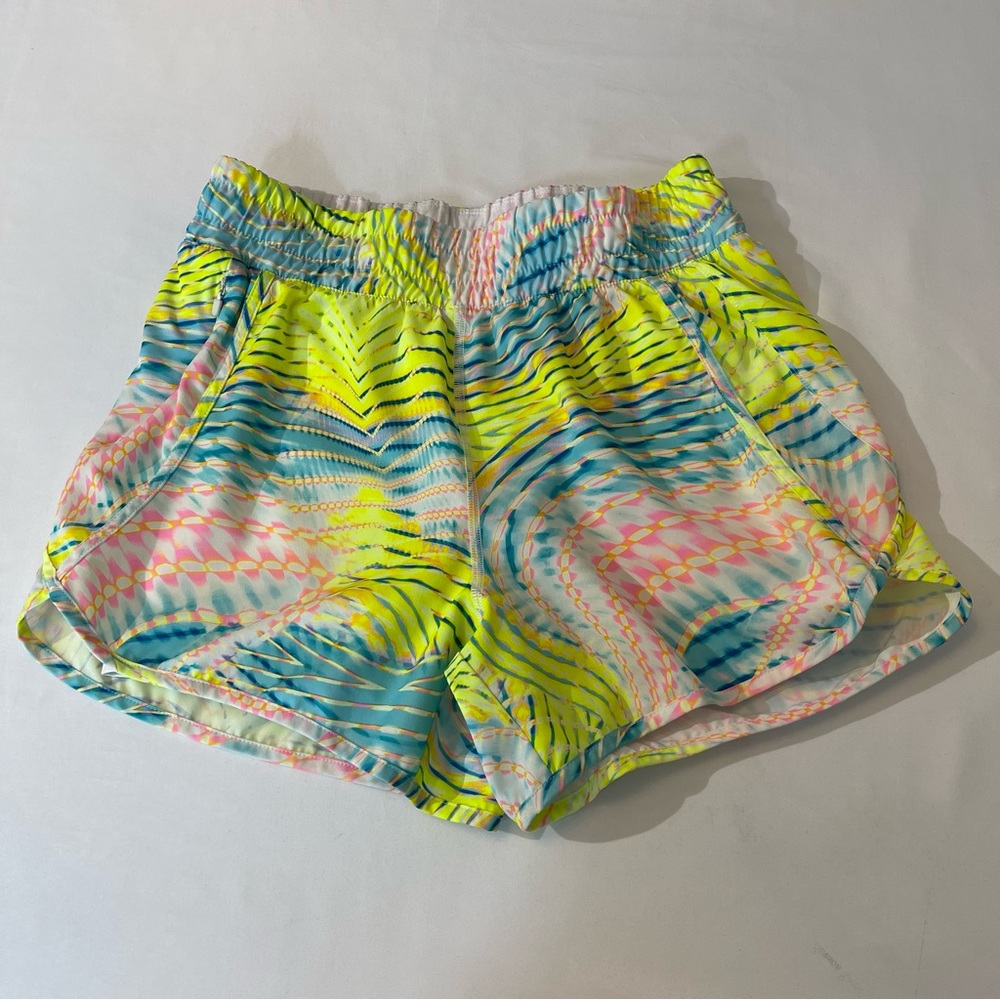 AVIA WOMENS ATHLETIC SHORTS SIZE 8-10, LIKE NEW CONDITION, PREOWNED, ELA…